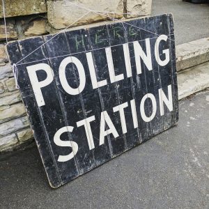 A sign reading 'polling station'
